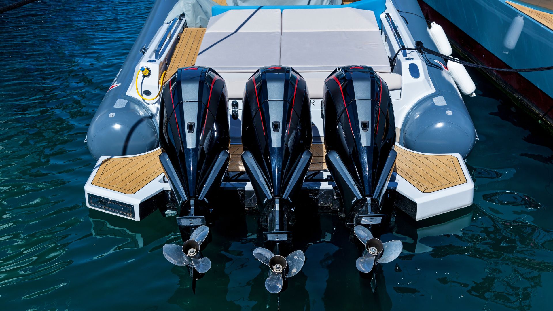 Do Outboard Motors Need To Be Flushed?
